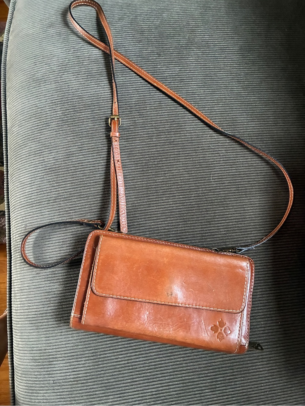 Patricia Nash Cognac Leather Crossbody Wallet